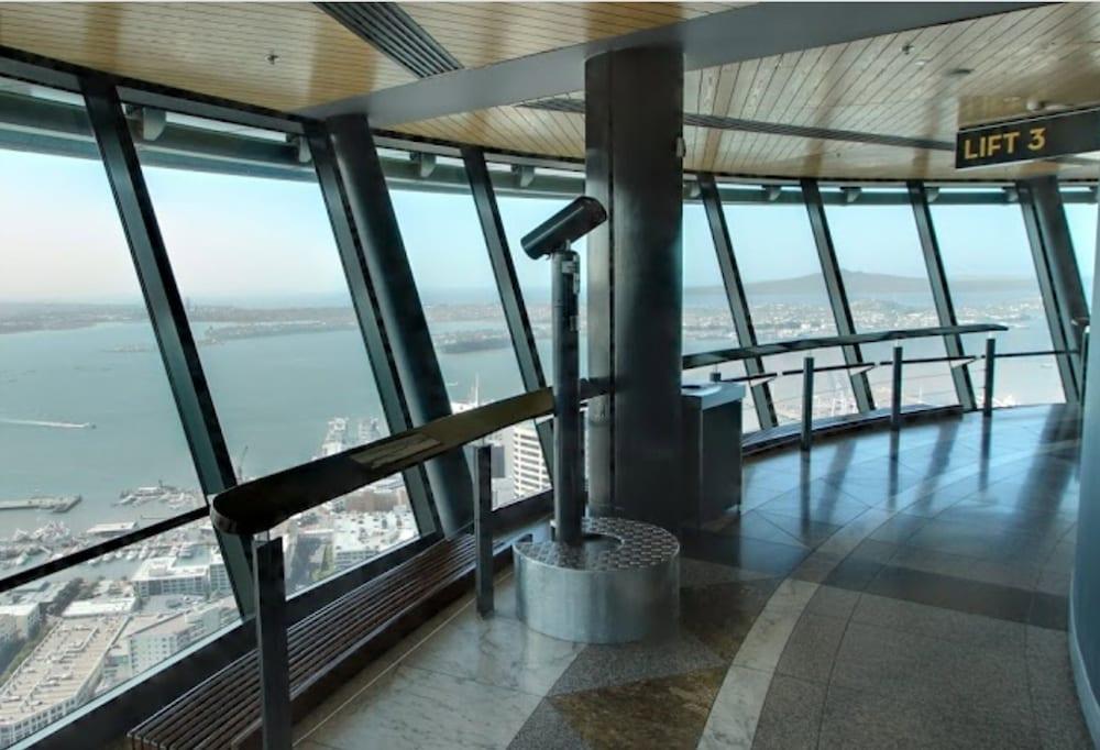 Skycity Hotel Оукланд Екстериор снимка